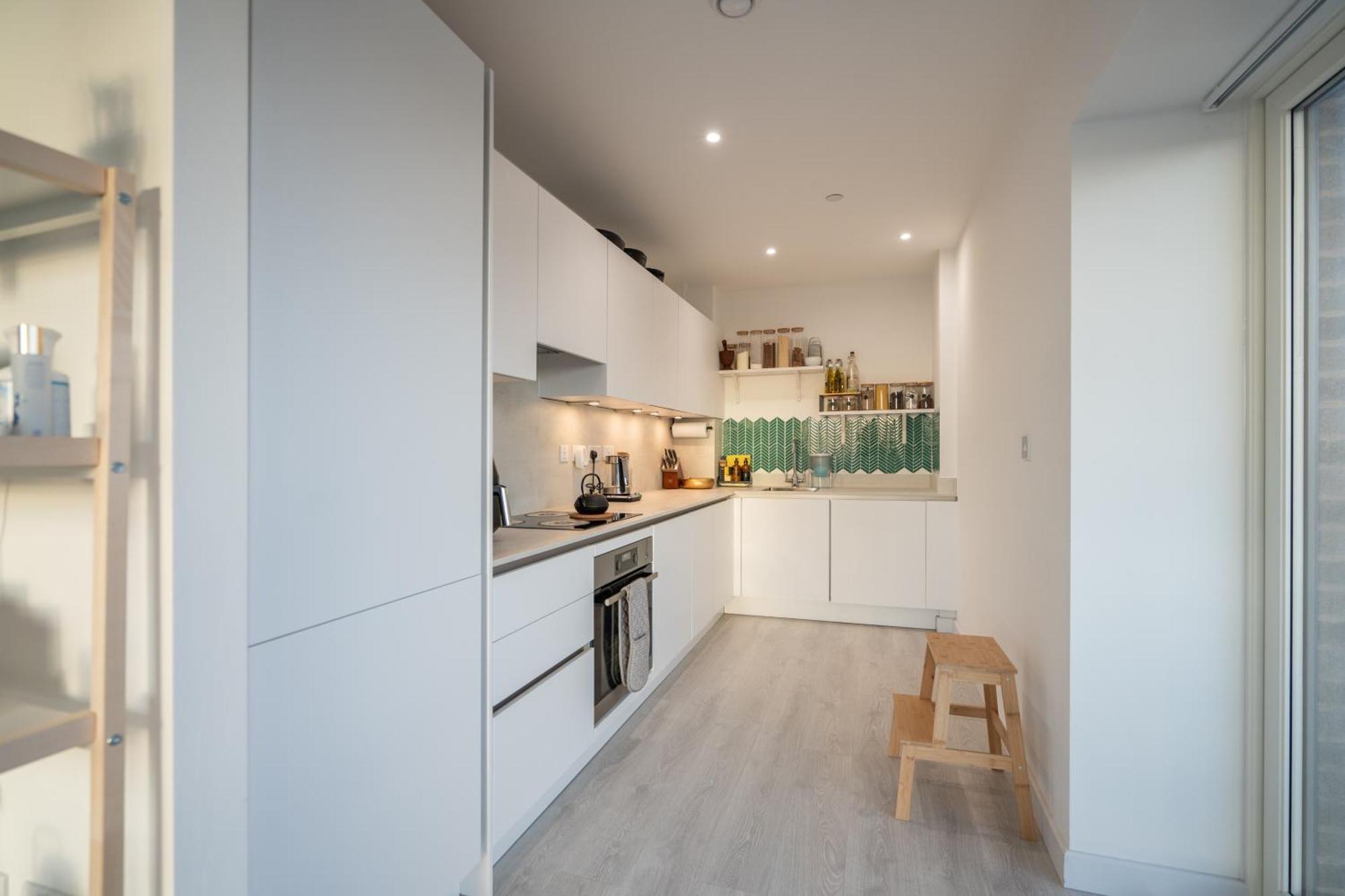 豪士罗Sunset Retreat: Steps From Heathrow/Twickenham公寓 外观 照片